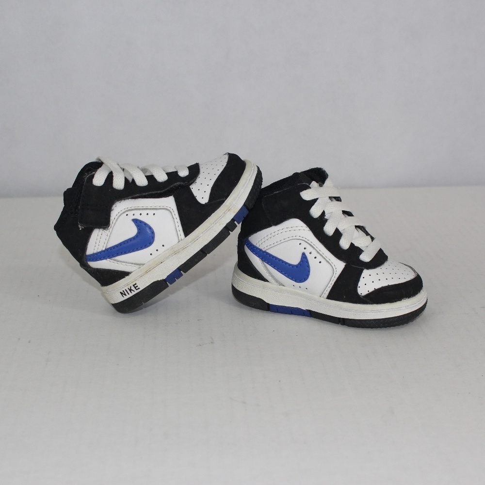 Baby nikes Size 2C Blue/Black/White